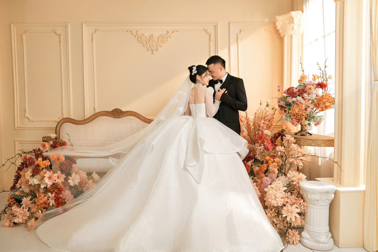 Khoảnh khắc cưới